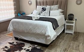 Thornville Guest House Platinum